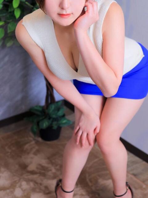 小泉ゆう ミセスの癒しエステ（【非風俗】メンズエステ）