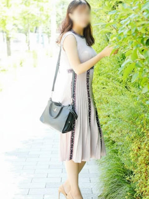 香帆 出会い系人妻ネットワーク 新宿〜池袋編（待合せ型人妻系デリヘル）