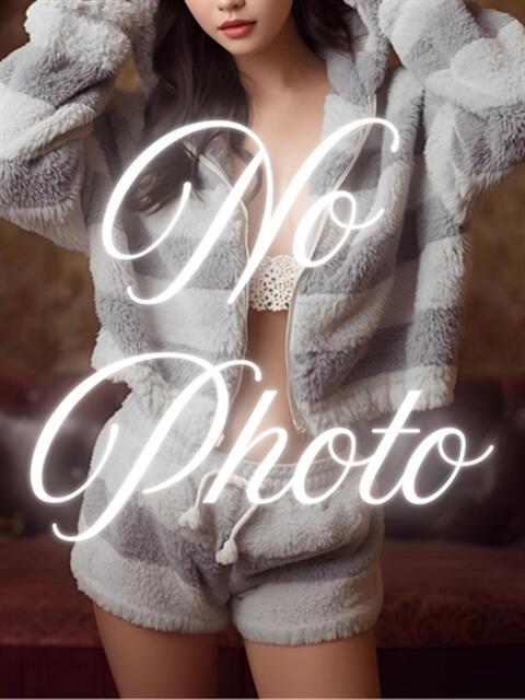 月城　かれん ～地元厳選美女がお出迎え～私の部屋にキテネ！トレビの泉（ファッションヘルス）