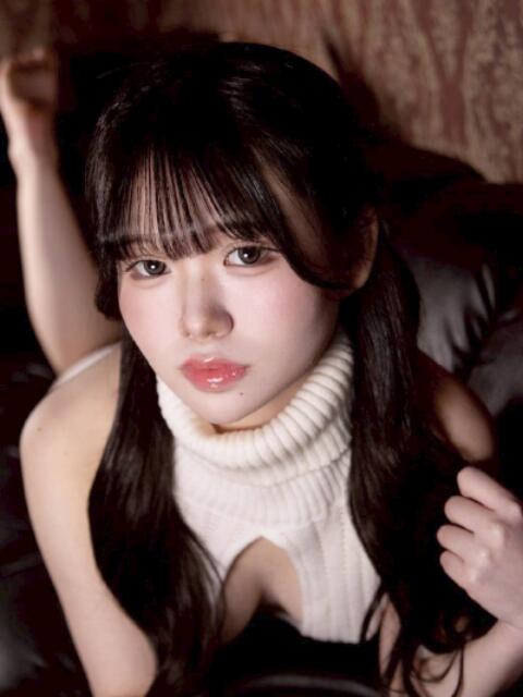 モモ セータームーン（セクキャバ）