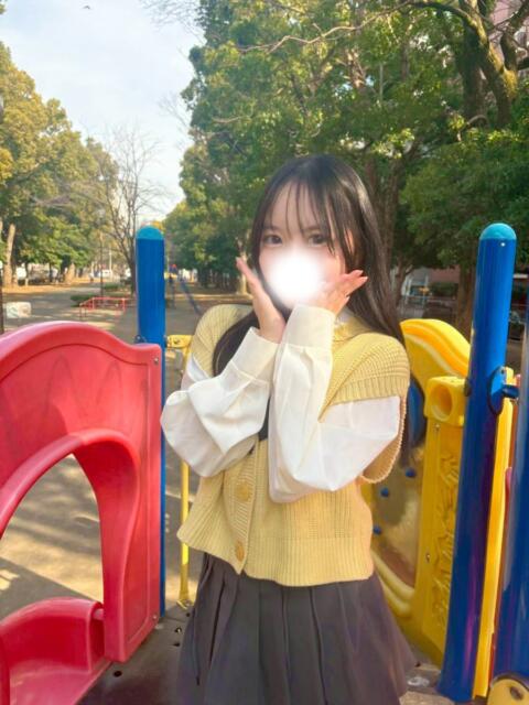 もな（超ロリミニマム美少女） おクンニ天国～Rising Group～（店舗型オナクラ(クンニ☓手コキ)）