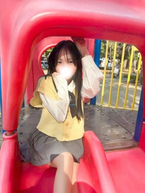 もな（超ロリミニマム美少女） おクンニ天国～Rising Group～（店舗型オナクラ(クンニ☓手コキ)）