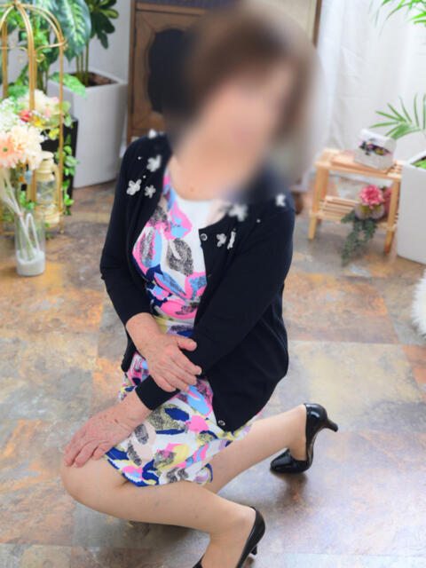 なつこ 大阪熟女本舗（熟女待ち合わせヘルス）