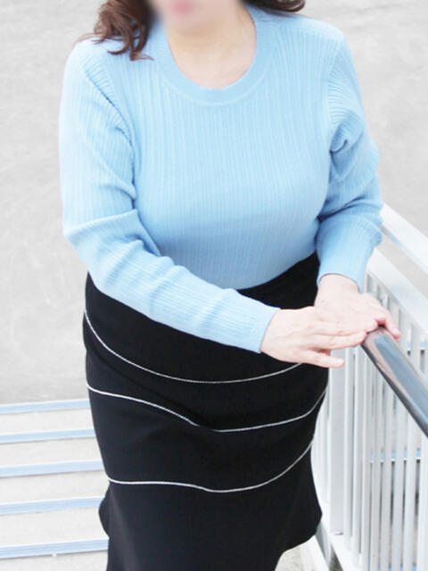 すみれ 完熟ばなな川崎（熟女デリヘル）