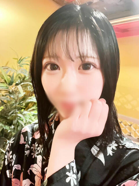 ゆめの 紅(くれない)（セクキャバ）