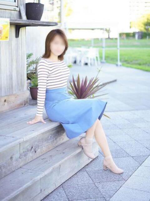 西山恵美 こあくまな熟女たち 本厚木店(KOAKUMAグループ)（人妻・熟女デリヘル）