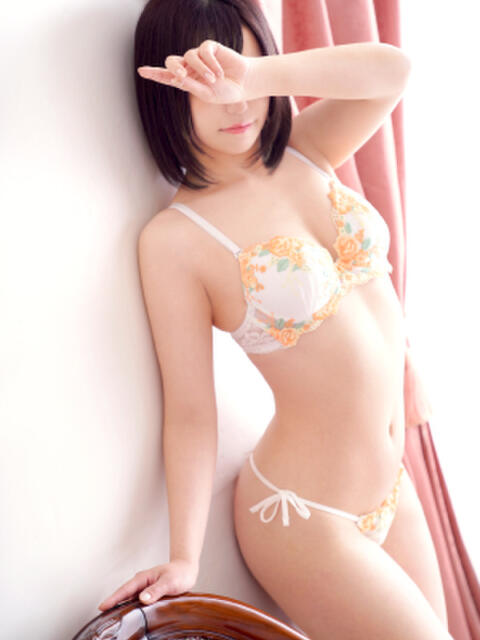 まり 錦糸町人妻セレブリティ（ユメオト）（人妻デリヘル）