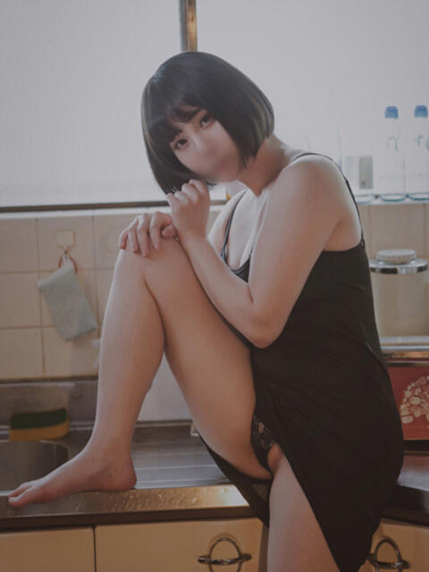 ゆい 梅田人妻秘密倶楽部（出張M性感）