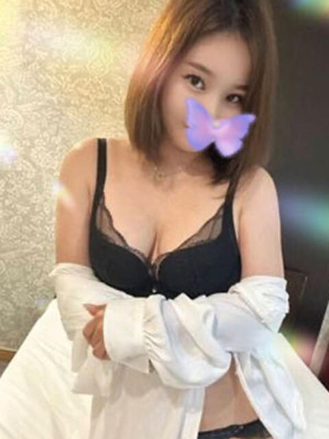 ゆな ラッキーラッキー（アジアンデリヘル）