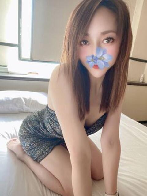 なお ラッキーラッキー（アジアンデリヘル）