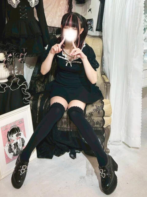 あみ 山梨　風俗　デリヘル　 『ラブ＆ピース学園』（デリヘル）