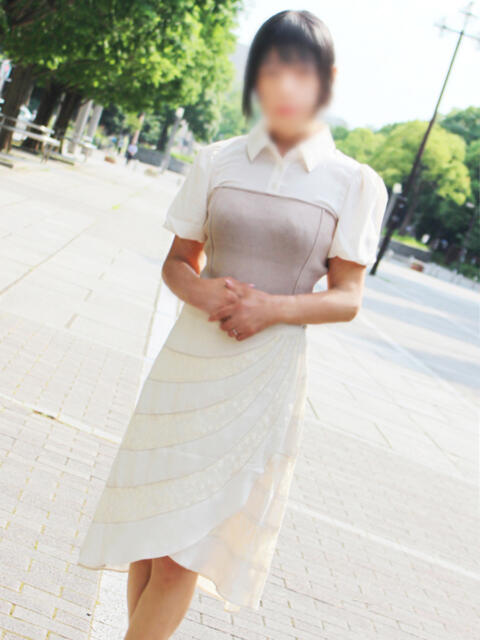 ひいろ 完熟ばなな 横浜（人妻熟女デリヘル）