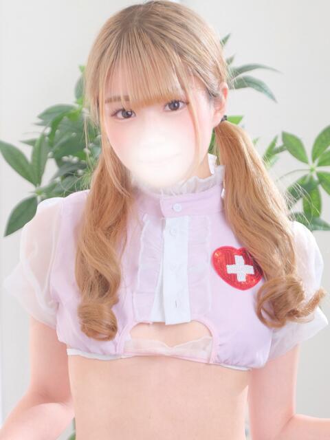 みいな 東京メンズボディクリニック TMBC 池袋店（美少女専門エステ ＆デリバリーエステ）