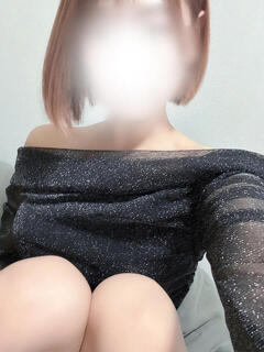 つむ☆脚線美、気づけば虜♡ Hills Premier（中央街/デリヘル）