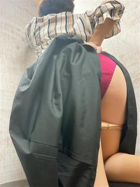 ななこ ギン妻パラダイス 日本橋店（人妻ホテヘル＆デリヘル）