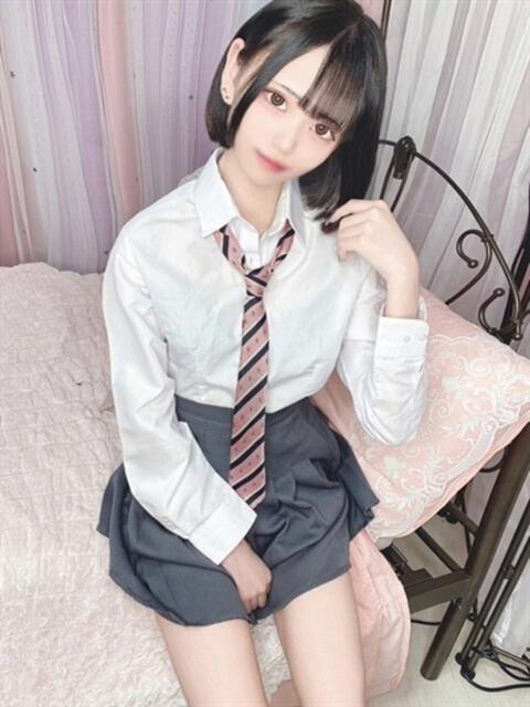 せあ E+アイドルスクール新宿・歌舞伎町店（デリヘル）