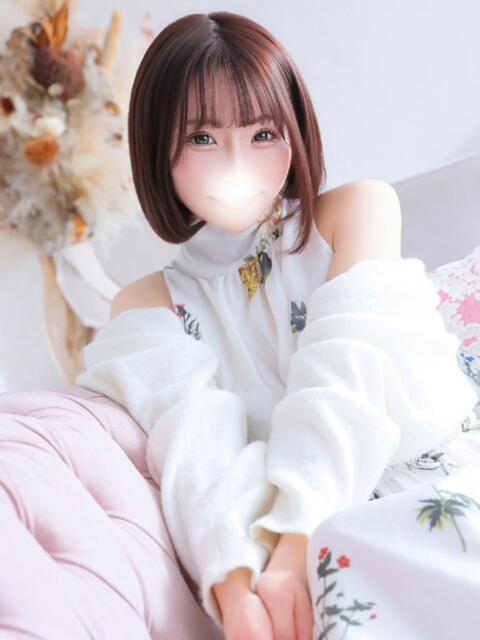 もも★潮吹き確定！妖艶美女★ Bell～S級美女お姉様・人妻デリヘル～（デリヘル）