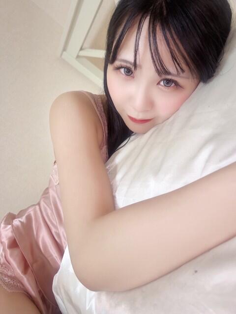 ゆゆな☆超感動の可愛さで現役学生 PREMIUM萌え可愛いチョコレート～全てのステージで感動の体験を～（デリヘル）