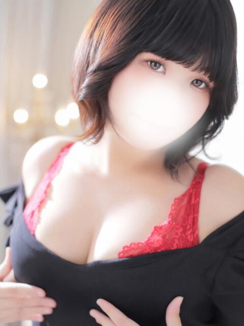 もえ ぽっちゃり巨乳素人専門店ぷにめろ池袋店(ぽっちゃり系デリヘル)