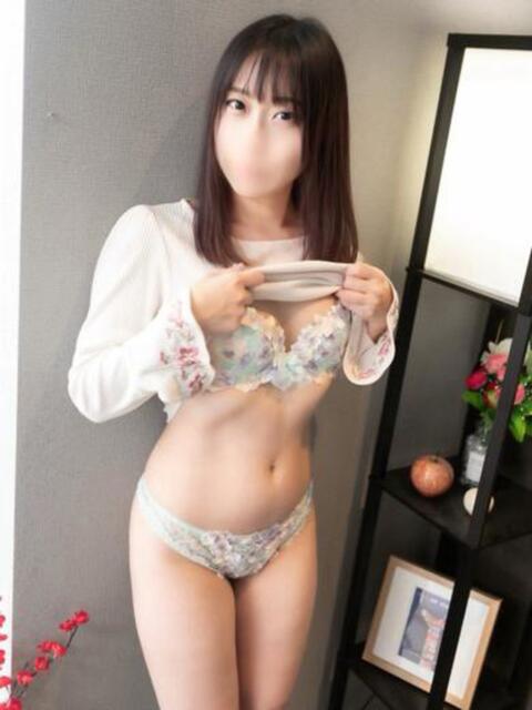 七瀬【ナナセ】 福井人妻営業所（人妻系デリヘル）