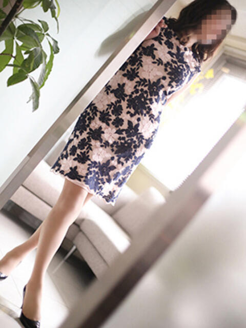 江端(えばた) 熟女出逢い会『百合の園』目黒店（熟女デリヘル）