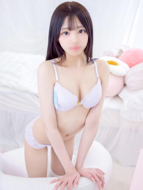 まゆ E+アイドルスクール　大阪・日本橋店（デリヘル）