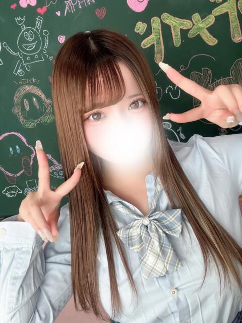 りず 新宿ハンドメイド（手コキ・オナクラ）