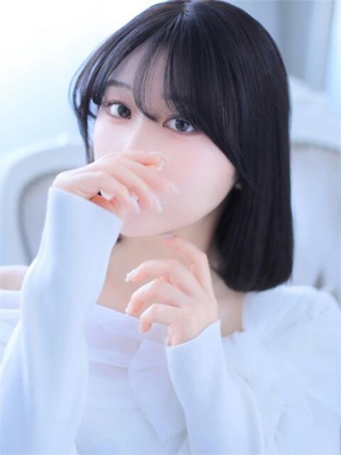 詩歩（しほ） ROYAL FACE FUKUOKA（デリヘル）