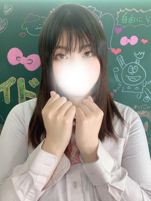 くらら 新宿ハンドメイド（手コキ・オナクラ）