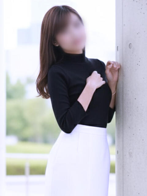 真咲 ミセスラウンジ東京（人妻系デリヘル）