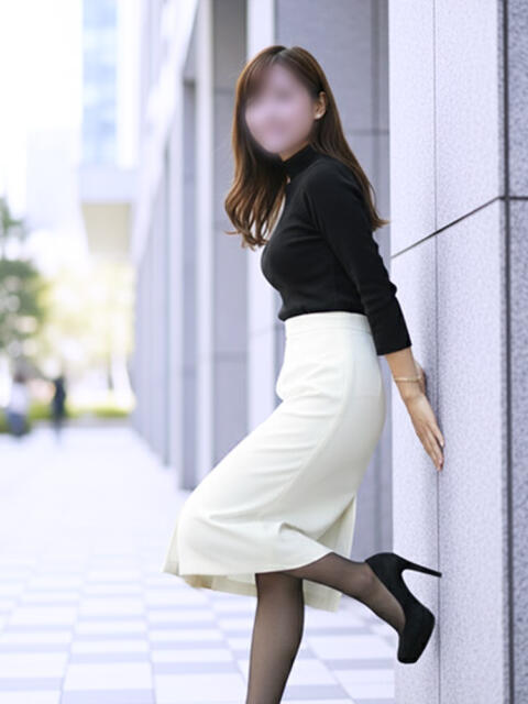 真咲 ミセスラウンジ東京（人妻系デリヘル）