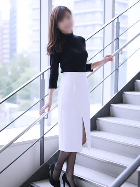 真咲 ミセスラウンジ東京（人妻系デリヘル）