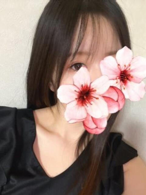 ひなみ SWEET～berta～（【非風俗】メンズエステ）