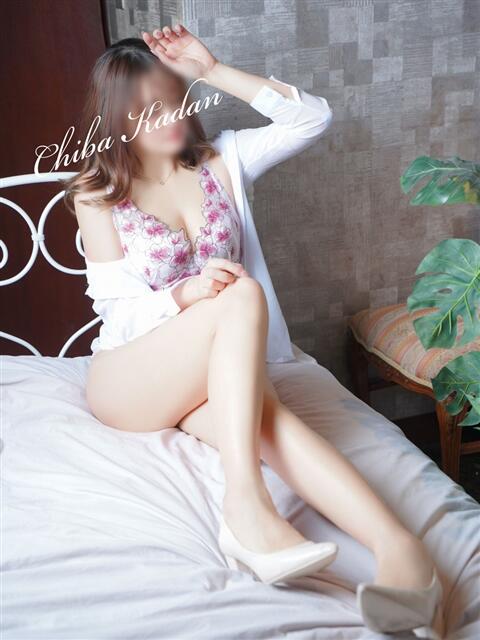 りい 千葉人妻花壇（人妻デリヘル）