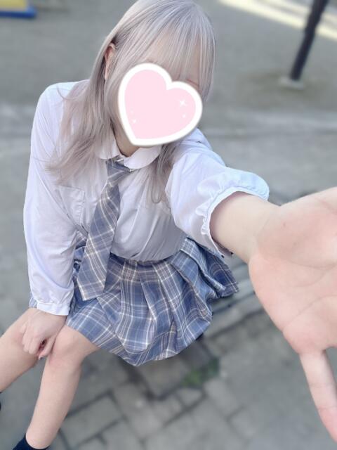 体験期間えみ『髪の明るさは個性！完全業界未経験』 錦糸町派遣型JKリフレガチあい（派遣リフレ）