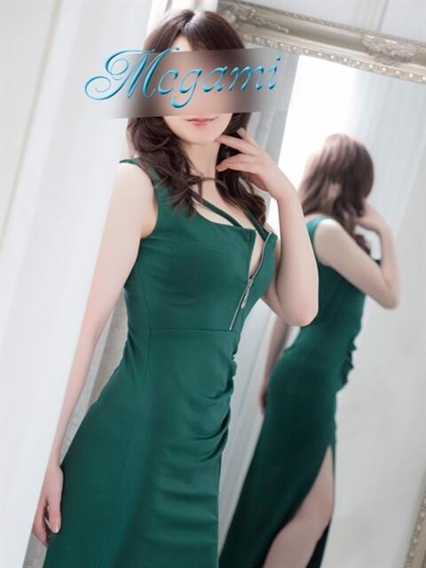 なつみ ~優しい若妻倶楽部~Mrs.女神(人妻デリヘル)