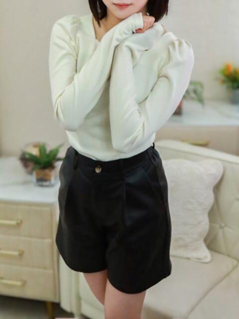 さゆり 高級オナクラ　ひよこクラブ（オナクラ・手コキ）