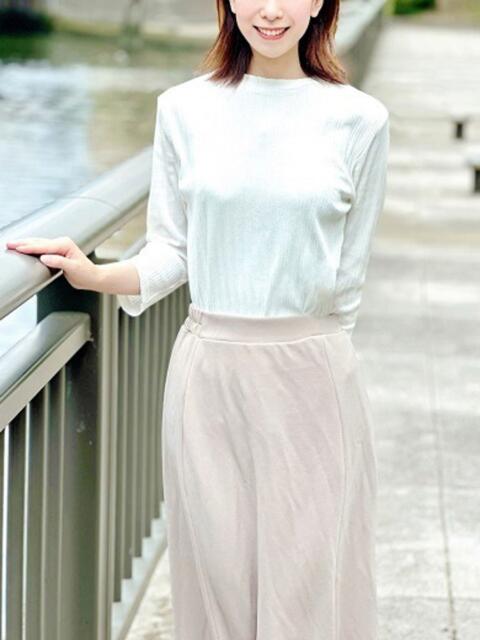 篠原かよ 月の真珠-五反田-（デリヘル（人妻若妻専門店））