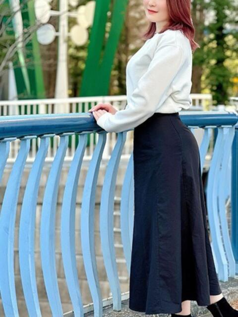 吉野みな 月の真珠-五反田-(デリヘル(人妻若妻専門店))