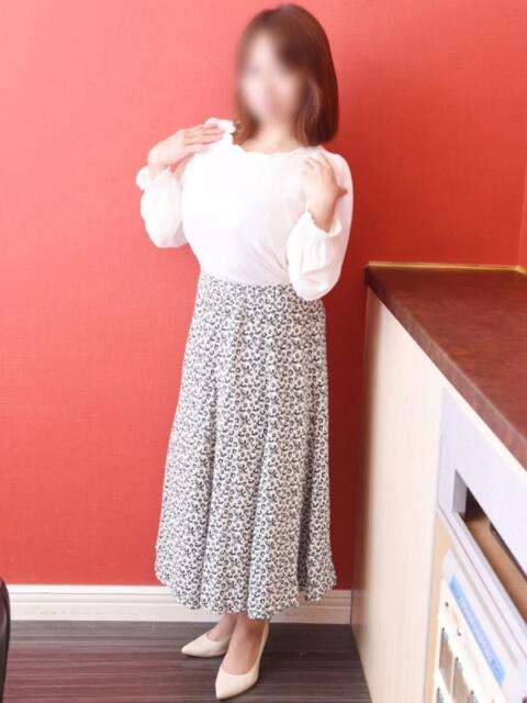 ひとは　上野 完熟ばなな大宮（人妻・熟女デリヘル）