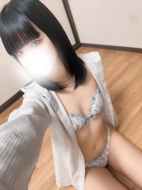 くれな/AF★動画撮影可！ 10代、20代専門ハレンチ倶楽部　姫路店（デリヘル）