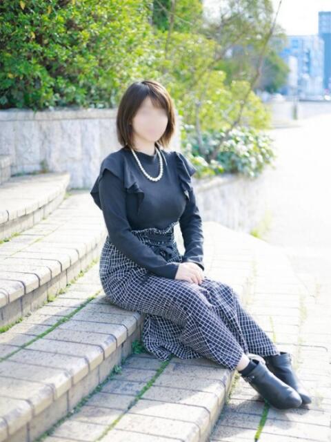 下川 夏希 こあくまな熟女たち小倉店（KOAKUMAグループ）（人妻・熟女デリヘル）