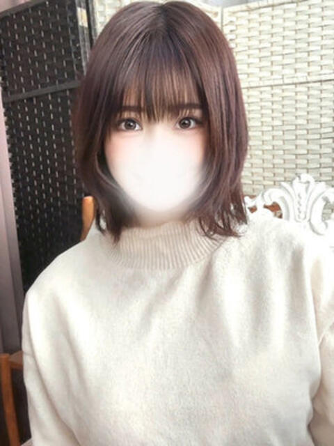 倉田ひな 断りきれない美人マッサージ嬢たち（デリヘル＆エステ）