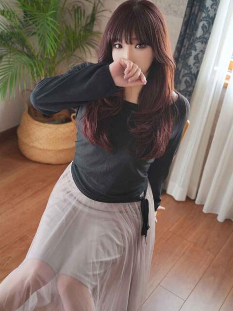 しおん★ゴールド★ 脱がされたい人妻 越谷店（人妻系デリヘル）