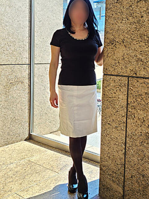 阿川 不倫妻の誘惑（人妻系デリヘル）