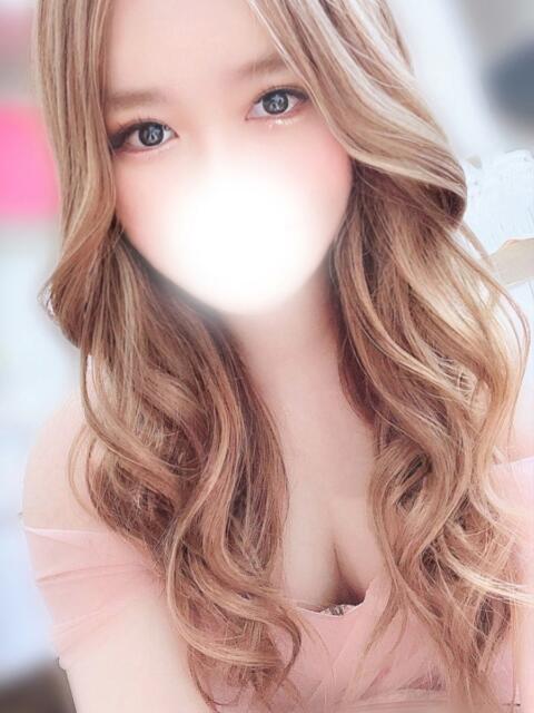 千賀りおな 全裸にされた女たちor欲しがり痴漢電車（ホテヘル）