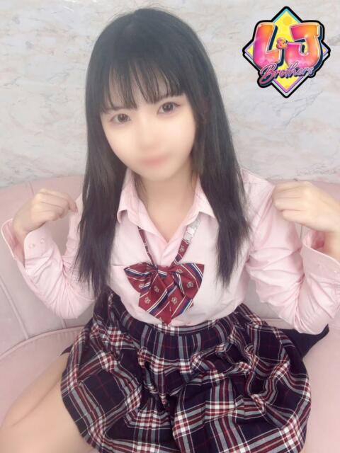 りん 予約困難小柄天使の超淫乱 L＆Jブラザーズ（デリヘル）