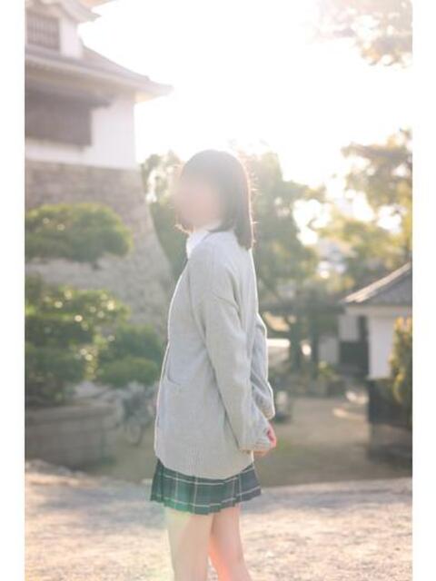 卯月めあ【PREMIUM】 素人専門キラキラ学園（学園系デリヘル）