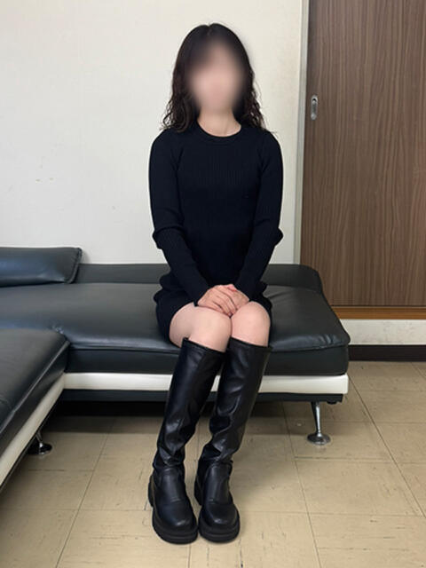 りおな 人妻美人館（人妻デリヘル）