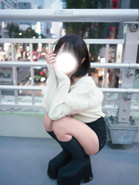 こと 山梨　風俗　デリヘル　 『ラブ＆ピース学園』（デリヘル）